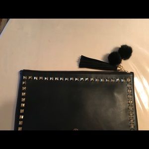 ❄️ SALE ❄️ Black Rock Studded Clutch